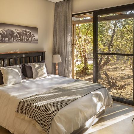 Rixile Kruger Lodge Skukuza Esterno foto